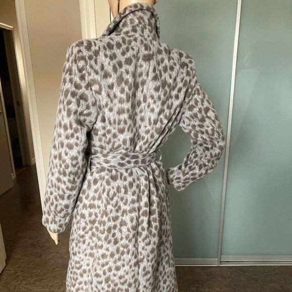 Belted Spring/Fall Coat - Picture 6 of 10